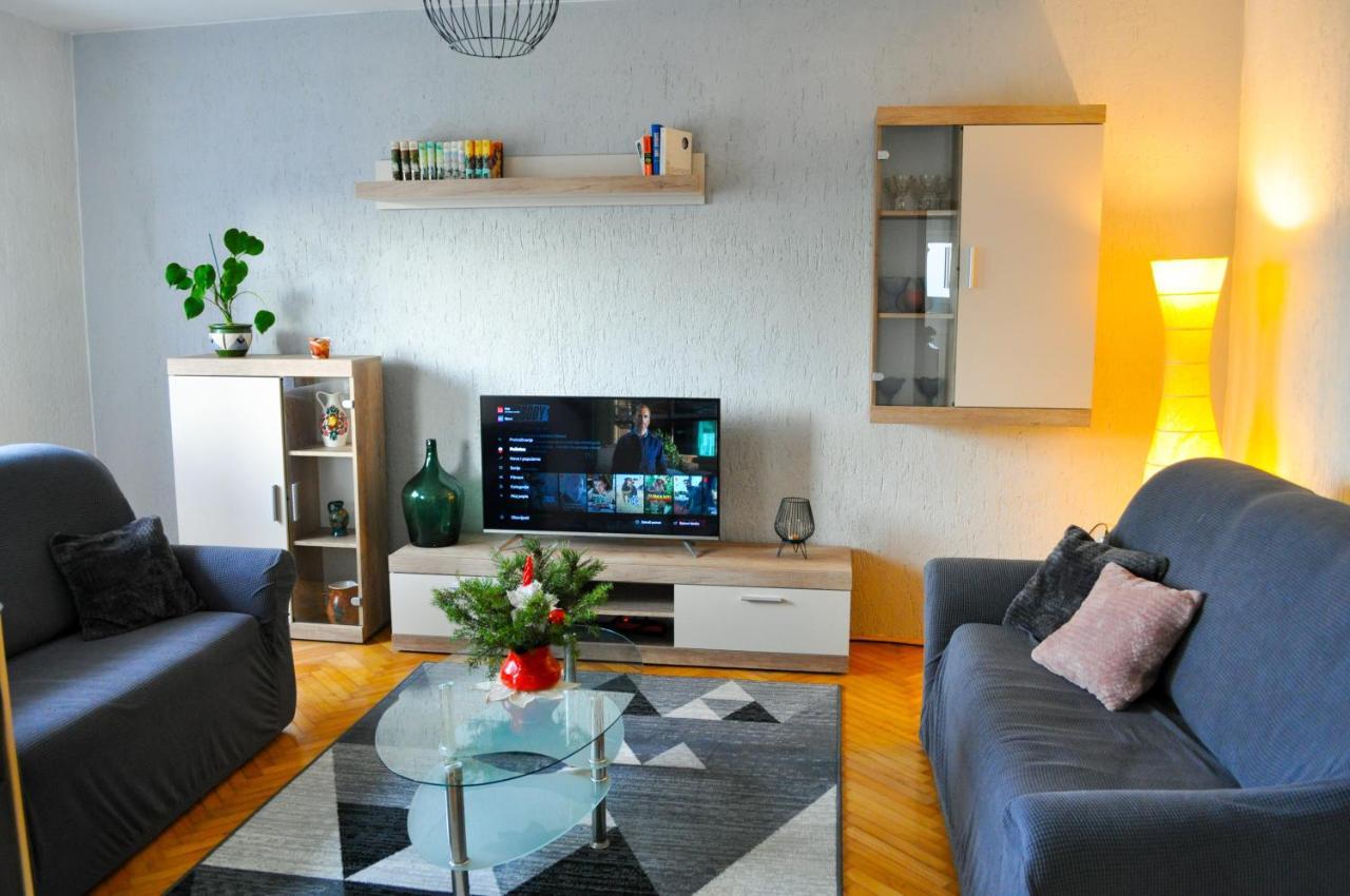Apartman Anita Buzet Eksteriør bilde